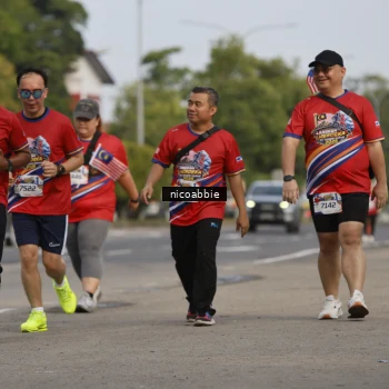 Runner Photo 6033262