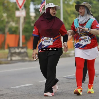 Runner Photo 6033277