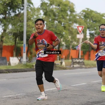 Runner Photo 6033278