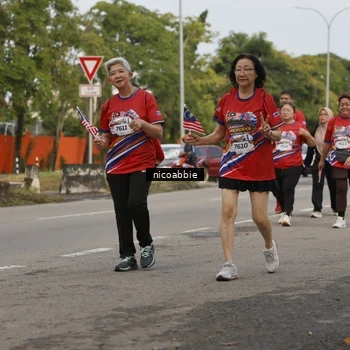 Runner Photo 6033339