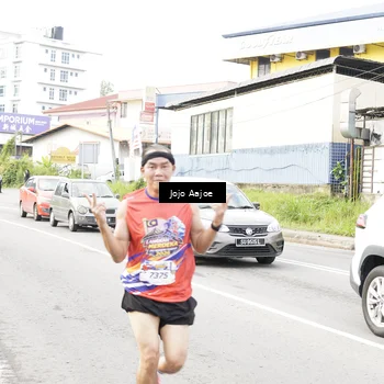 Runner Photo 6033340