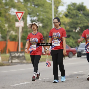 Runner Photo 6033386