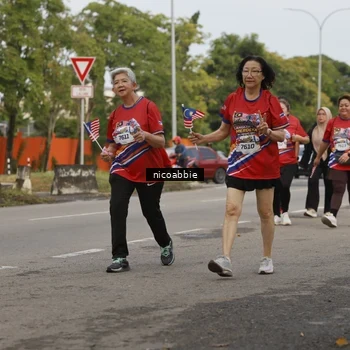 Runner Photo 6033451