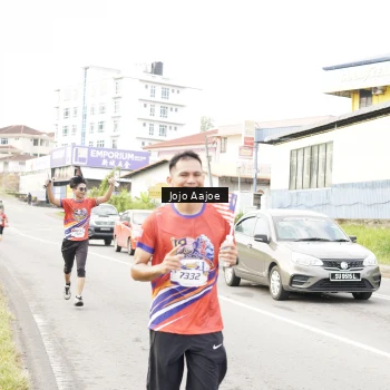 Runner Photo 6033453
