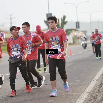 Runner Photo 6033556