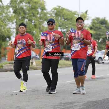 Runner Photo 6033583