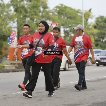Runner Photo 6033613