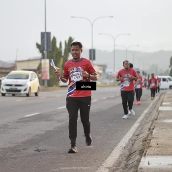 Runner Photo 6033636