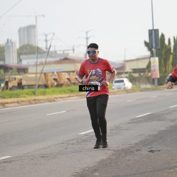 Runner Photo 6033749