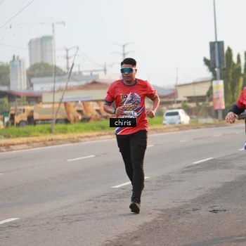 Runner Photo 6033754