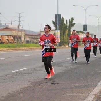Runner Photo 6033774
