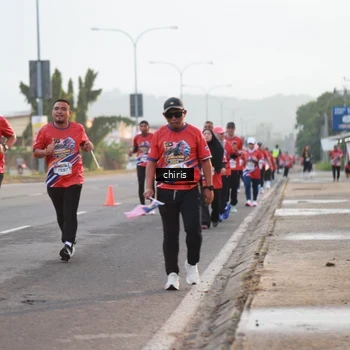 Runner Photo 6033788