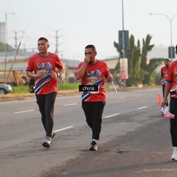 Runner Photo 6033800