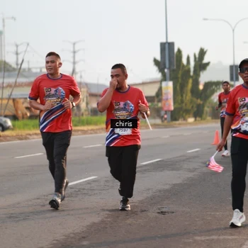 Runner Photo 6033808