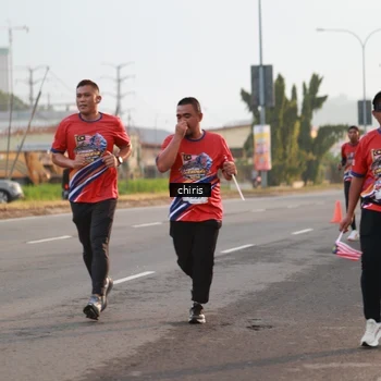 Runner Photo 6033814