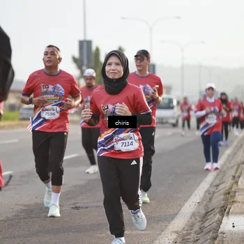 Runner Photo 6033840