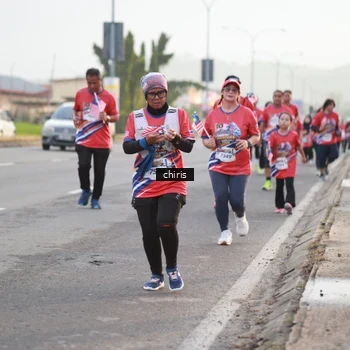 Runner Photo 6033955