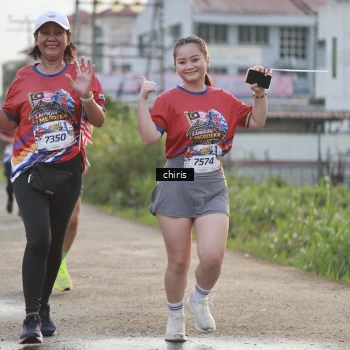 Runner Photo 6033975