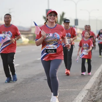 Runner Photo 6033977