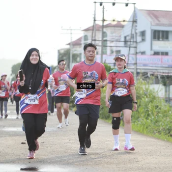 Runner Photo 6033996