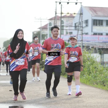 Runner Photo 6034001