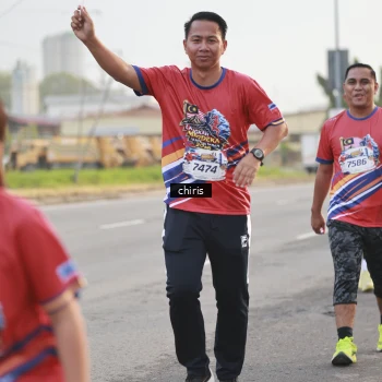 Runner Photo 6034019