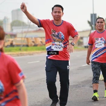 Runner Photo 6034024
