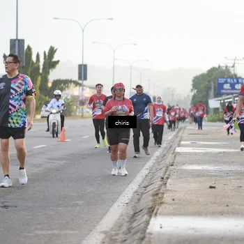 Runner Photo 6034073