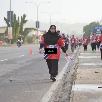 Runner Photo 6034246