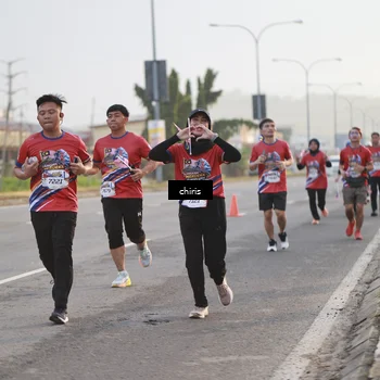 Runner Photo 6034312