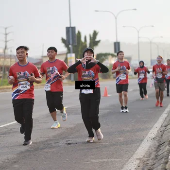 Runner Photo 6034319