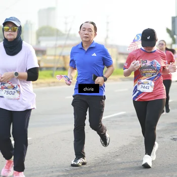 Runner Photo 6034761