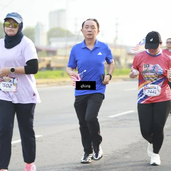 Runner Photo 6034794