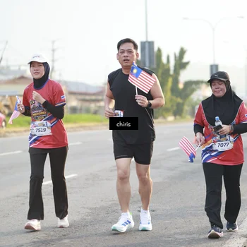 Runner Photo 6034910