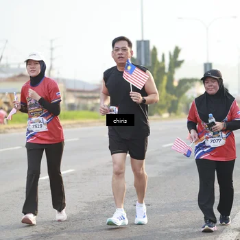Runner Photo 6034925