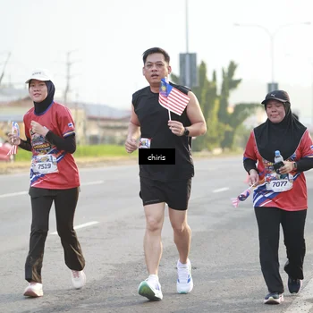 Runner Photo 6034940