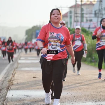Runner Photo 6035003