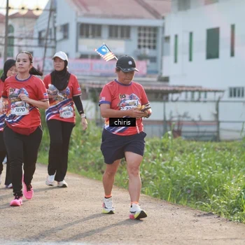 Runner Photo 6035210