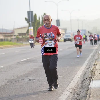 Runner Photo 6035331