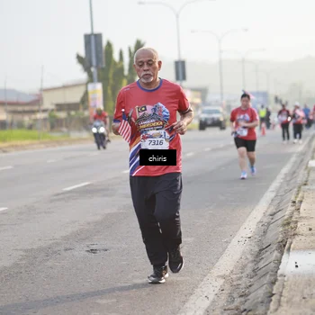 Runner Photo 6035349