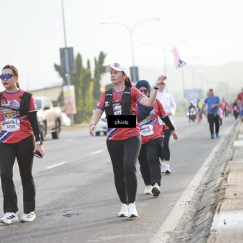 Runner Photo 6035798