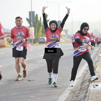 Runner Photo 6036403