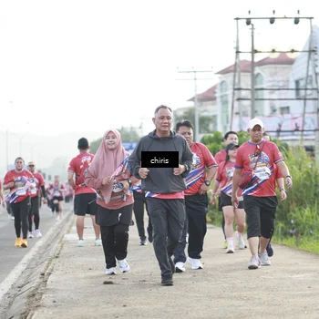 Runner Photo 6036757