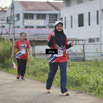 Runner Photo 6036765