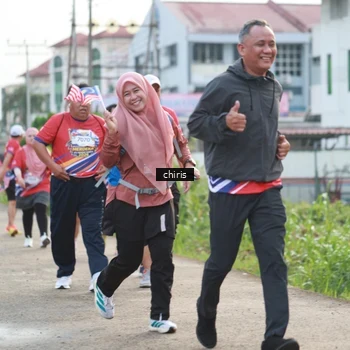 Runner Photo 6036823