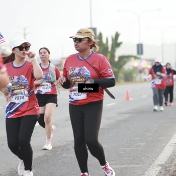 Runner Photo 6037028