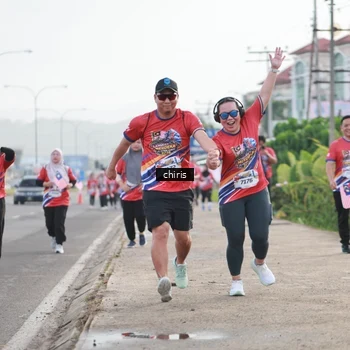 Runner Photo 6037053