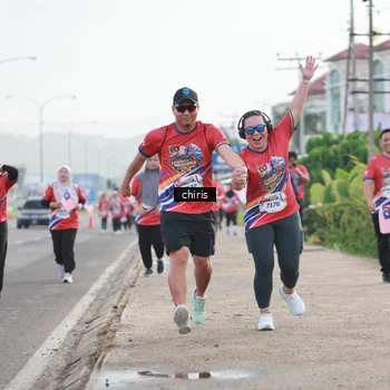 Runner Photo 6037054