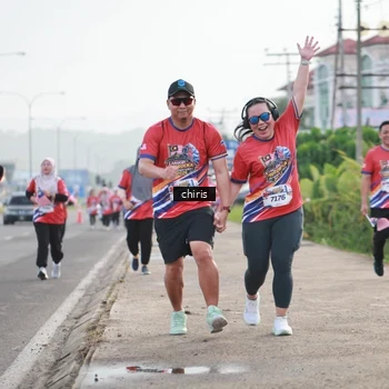 Runner Photo 6037074