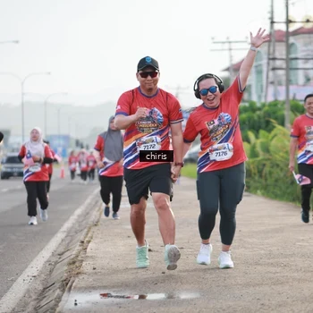 Runner Photo 6037075